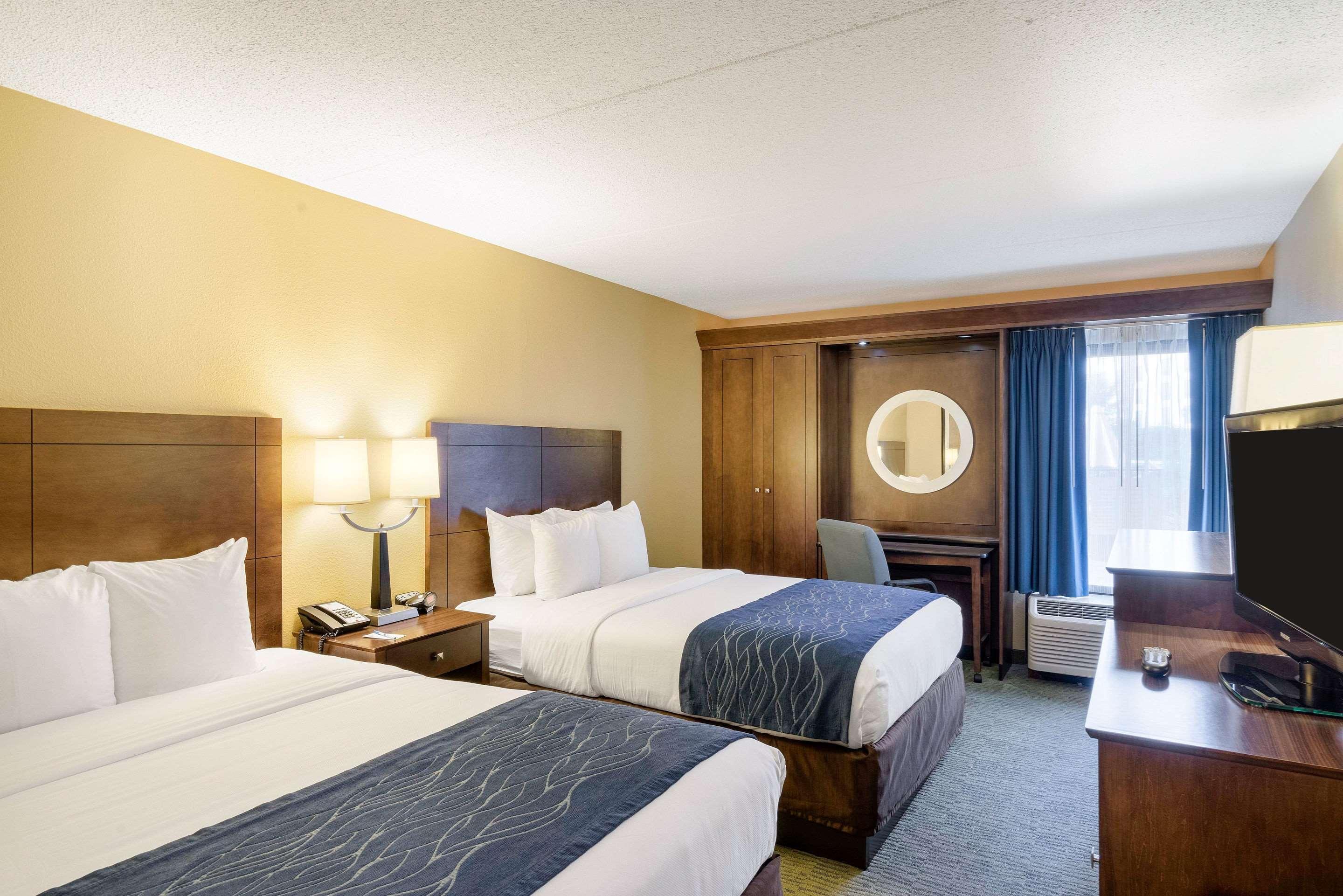 Comfort Inn & Suites Newark - Wilmington Экстерьер фото